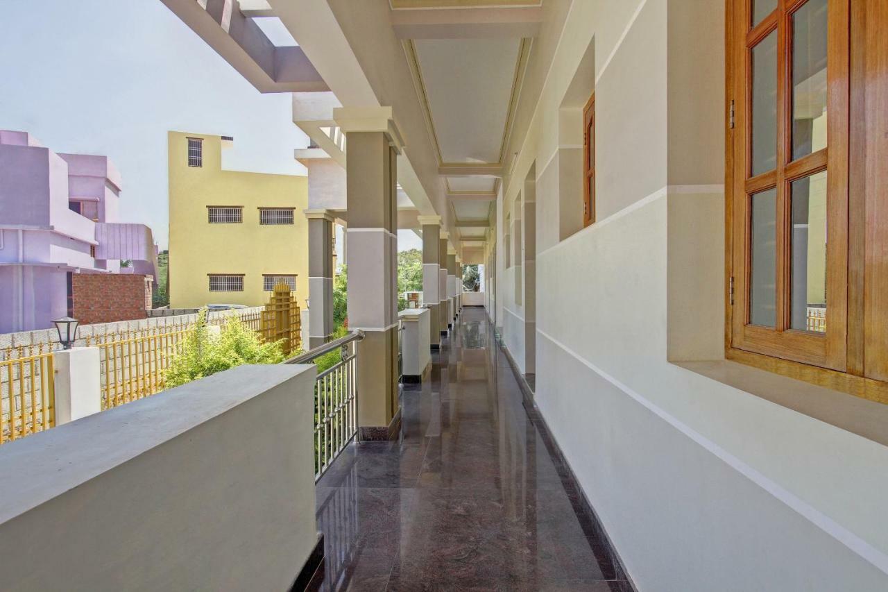 Vls Holiday Home 根尼亚古马里 外观 照片